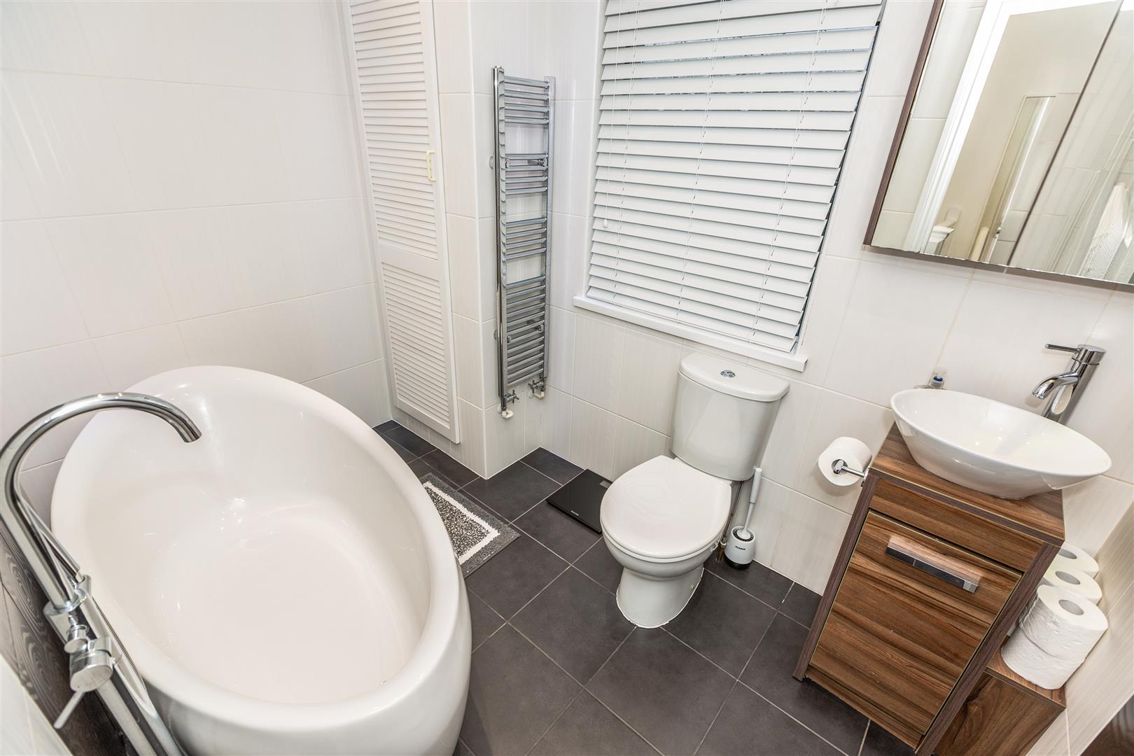 Pentregethin Road, Gendros, Swansea, SA5 8AW